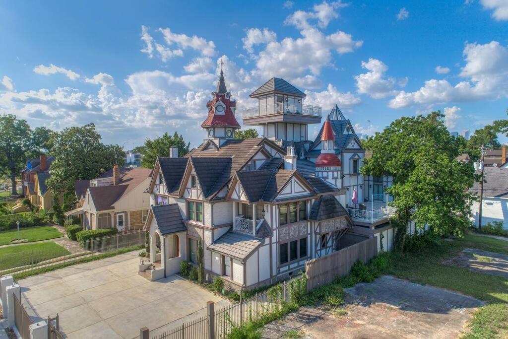 Villa With 8 Bedrooms And Heated Swimming Pool Houston Zewnętrze zdjęcie