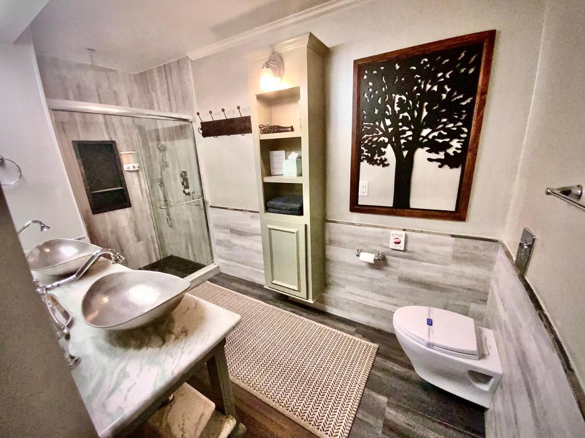 Villa With 8 Bedrooms And Heated Swimming Pool Houston Zewnętrze zdjęcie